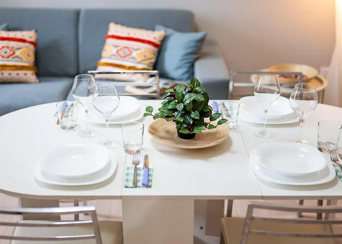 Daire Cozy Retreat With Laundry & Smart Tv Milano